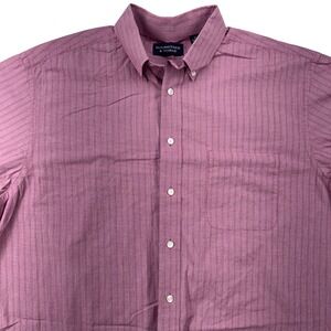 Roundtree & York Men's XL Short Sleeve Red Button Preppy New England Style